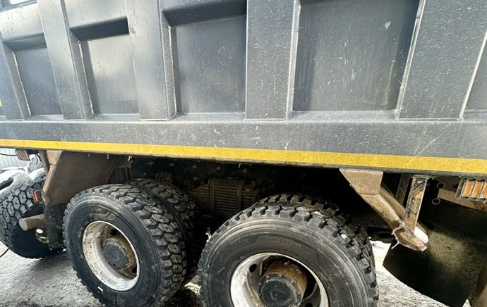 Customer Installation Feedback | CETROC Tires Get Praise for Short-Distance Heavy-Duty Performance